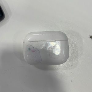 Apple AirPods Pro. In original box. NO RIGHT BUD.